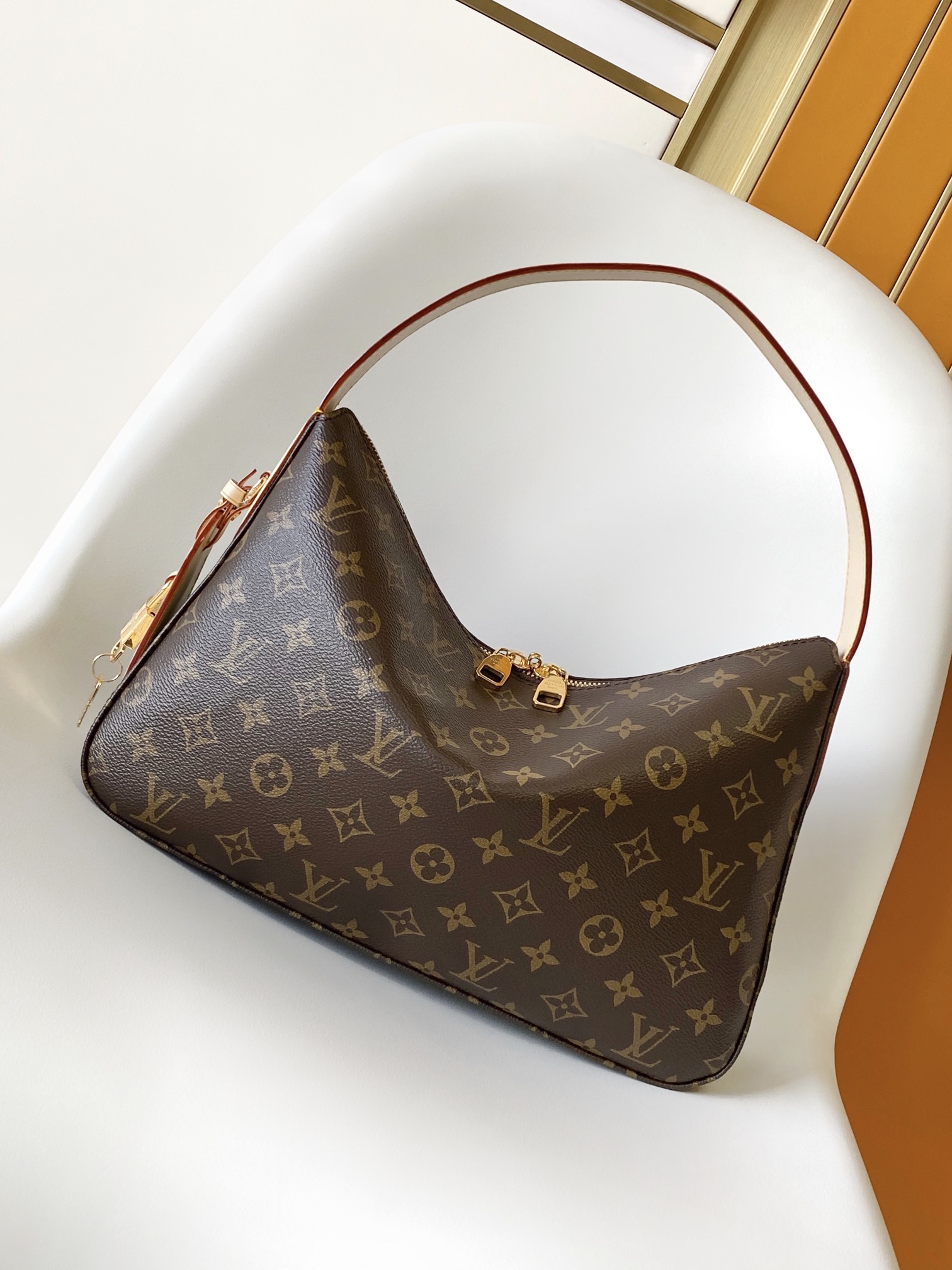 Louis Vuitton Slouchy PM M11952